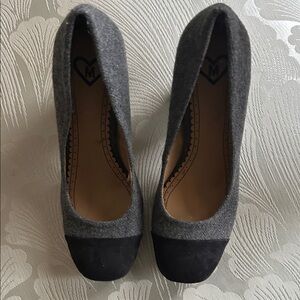 Madeline Gray Wool Pumps with Black Cap Toe